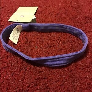 ATHLETA NWT SPORT HEADBAND HAIR ACCESSORY PURPLE